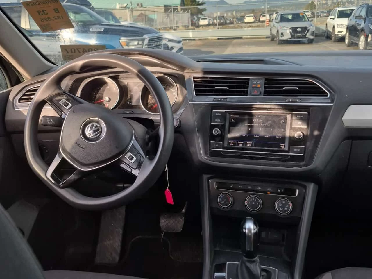 VW Tiguan TRENDLINE * CARFAX * БЕЗ ПЪРВОНАЧАЛНА ВНОСКА - изображение 10