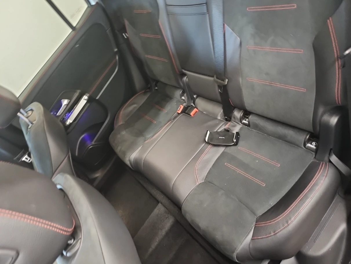 Mercedes-Benz GLB 2021 Mercedes-Benz GLB 250, снимка 11 - Автомобили и джипове - 53765573