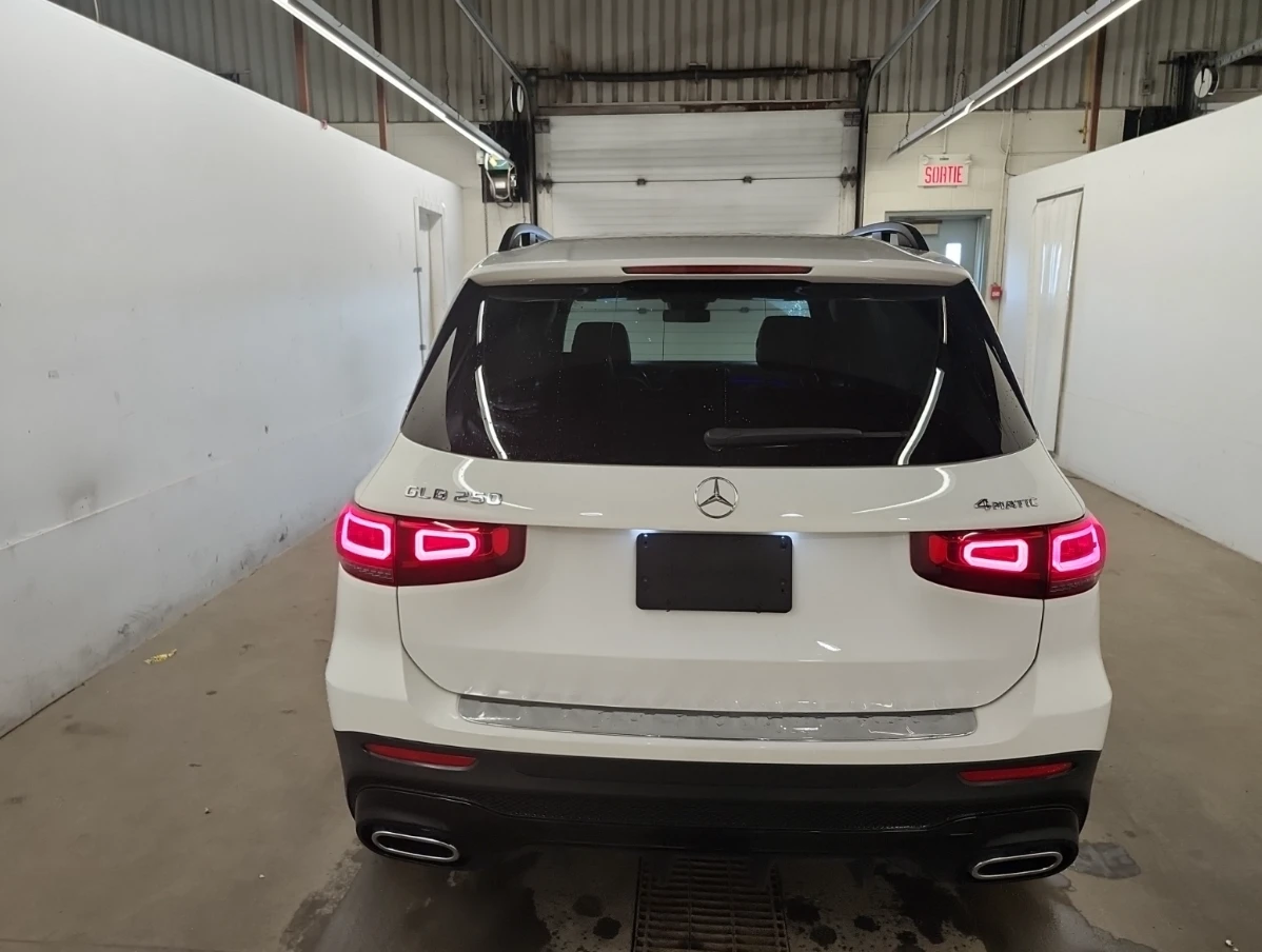 Mercedes-Benz GLB 2021 Mercedes-Benz GLB 250, снимка 5 - Автомобили и джипове - 53765573