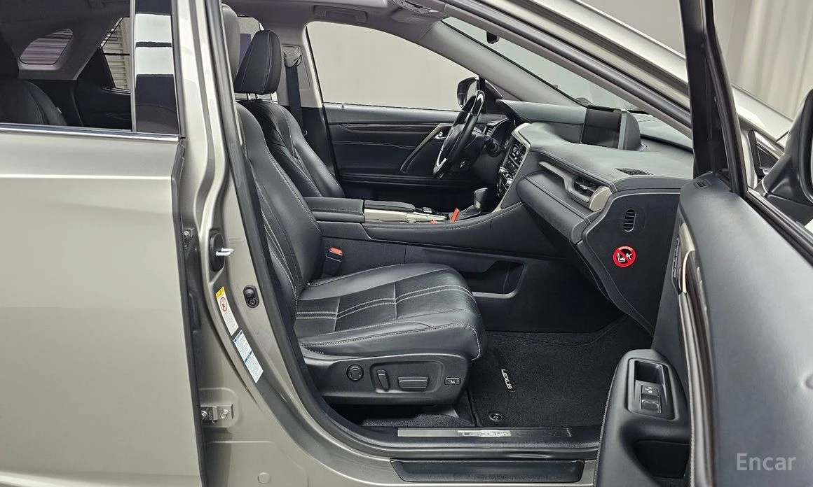 Lexus RX 450h * ПОДГРЕВ* ОБДУХВАНЕ* ПАНОРАМА* HEAD-UP* FULL* , снимка 10 - Автомобили и джипове - 54113507