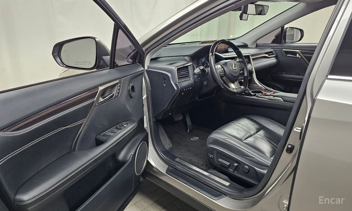 Lexus RX 450h * ПОДГРЕВ* ОБДУХВАНЕ* ПАНОРАМА* HEAD-UP* FULL* , снимка 9 - Автомобили и джипове - 54113507