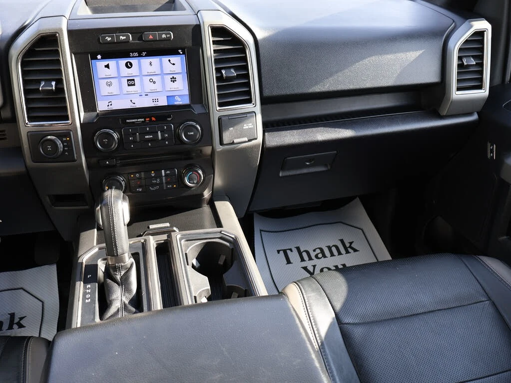 Ford Raptor SuperCrew 4WD * АвтоКредит* (ЦЕНА ДО БГ), снимка 10 - Автомобили и джипове - 54116862