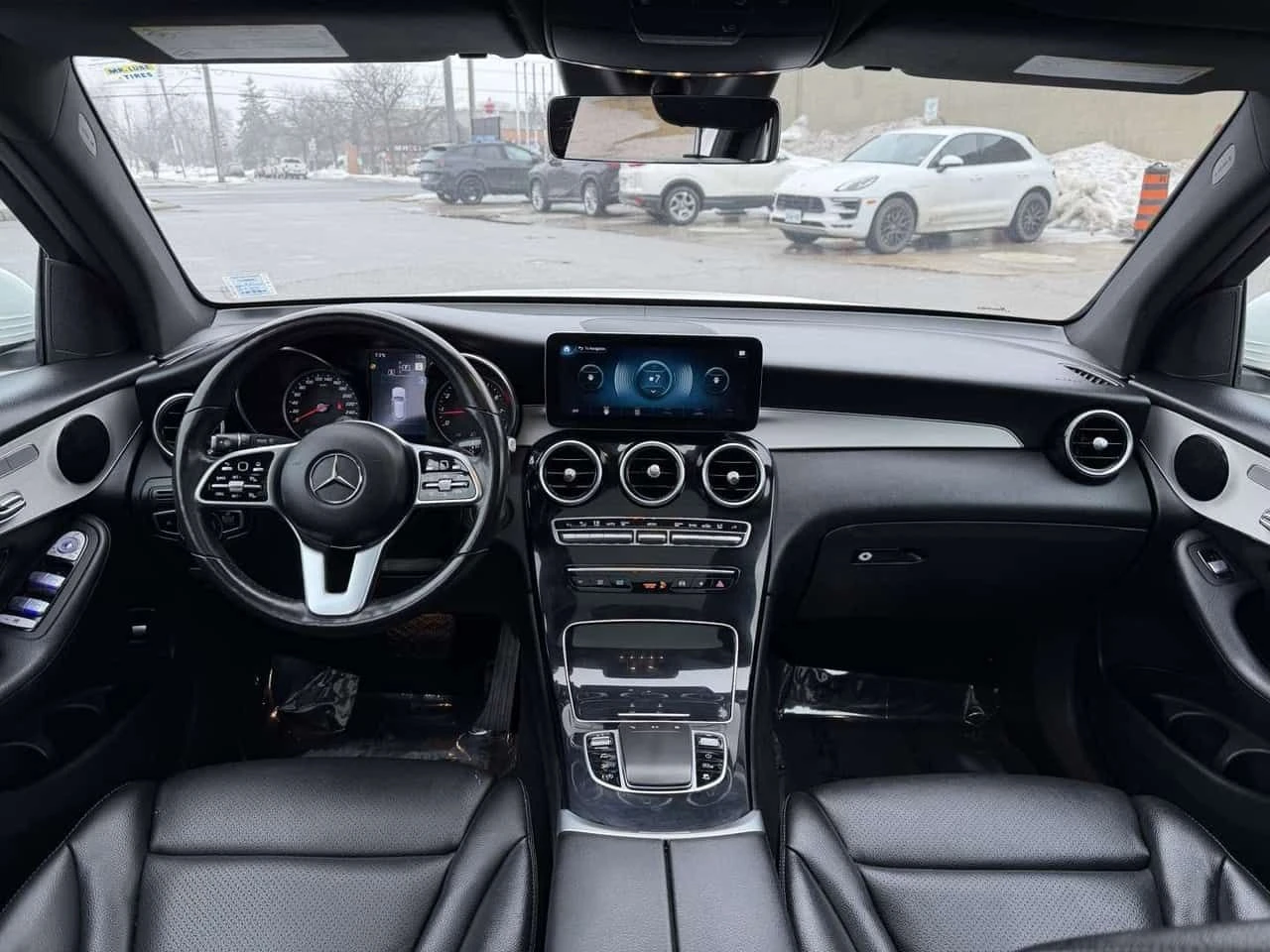 Mercedes-Benz GLC * GLC300 4M * CARFAX * ЦЕНА ДО БГ, снимка 10 - Автомобили и джипове - 54501119