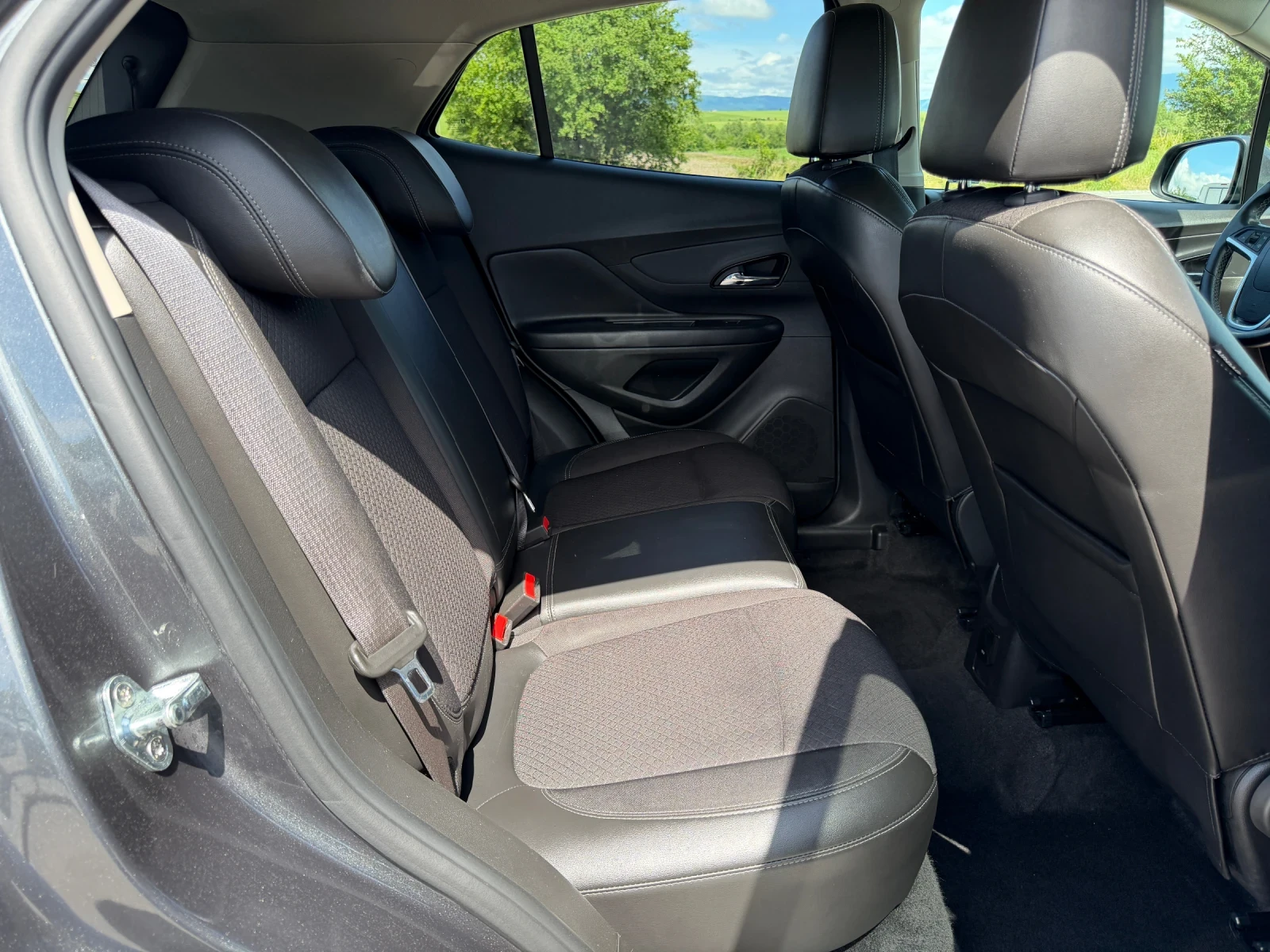 Opel Mokka X 1.6, снимка 6 - Автомобили и джипове - 54566443