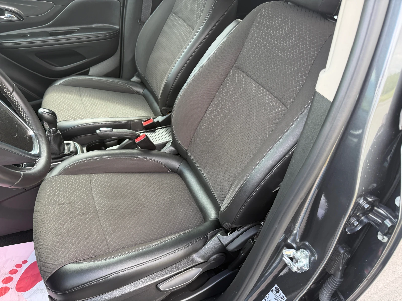 Opel Mokka 1.6, снимка 11 - Автомобили и джипове - 54566443