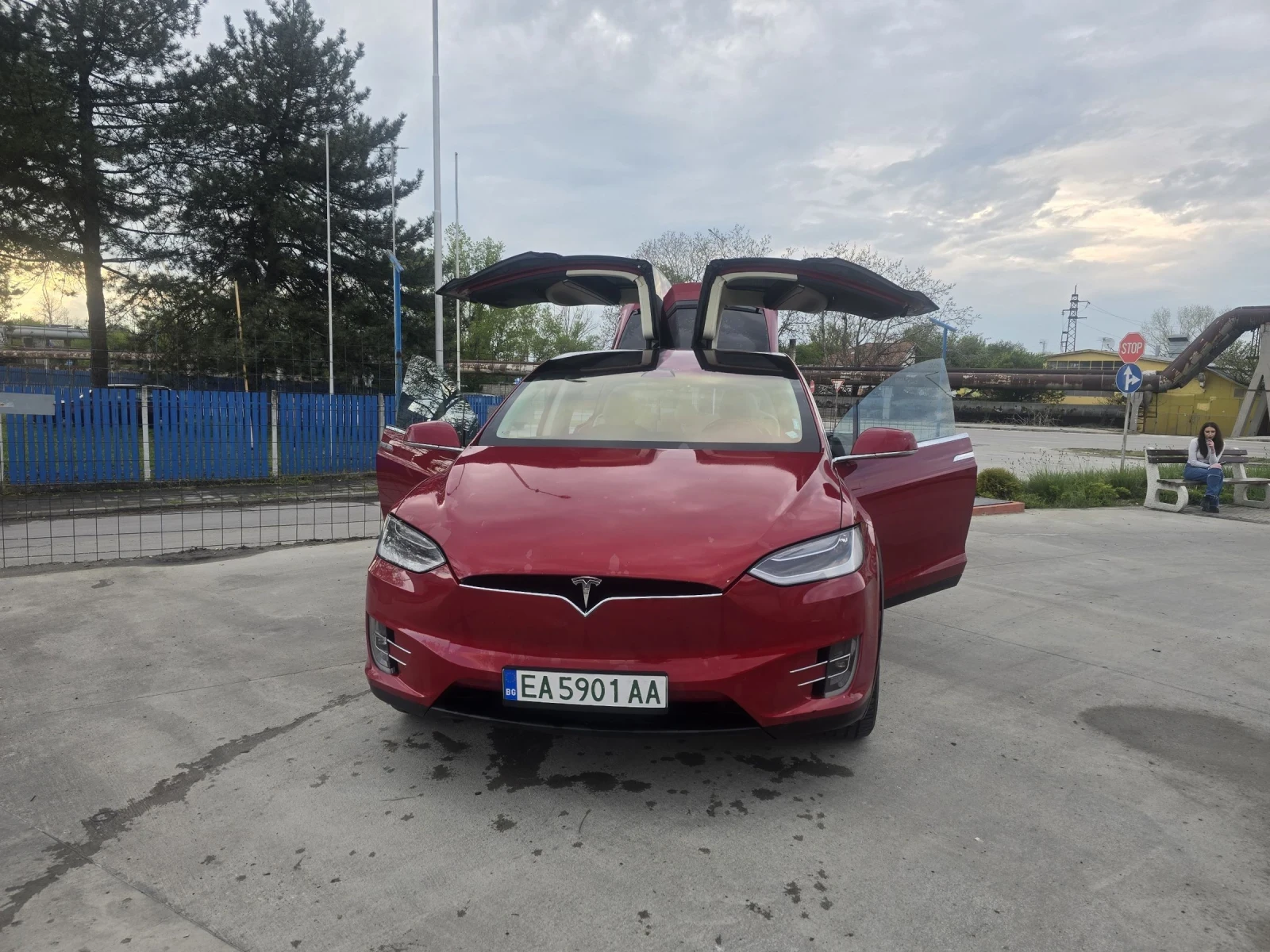 Tesla Model X 90d, снимка 9 - Автомобили и джипове - 54652619