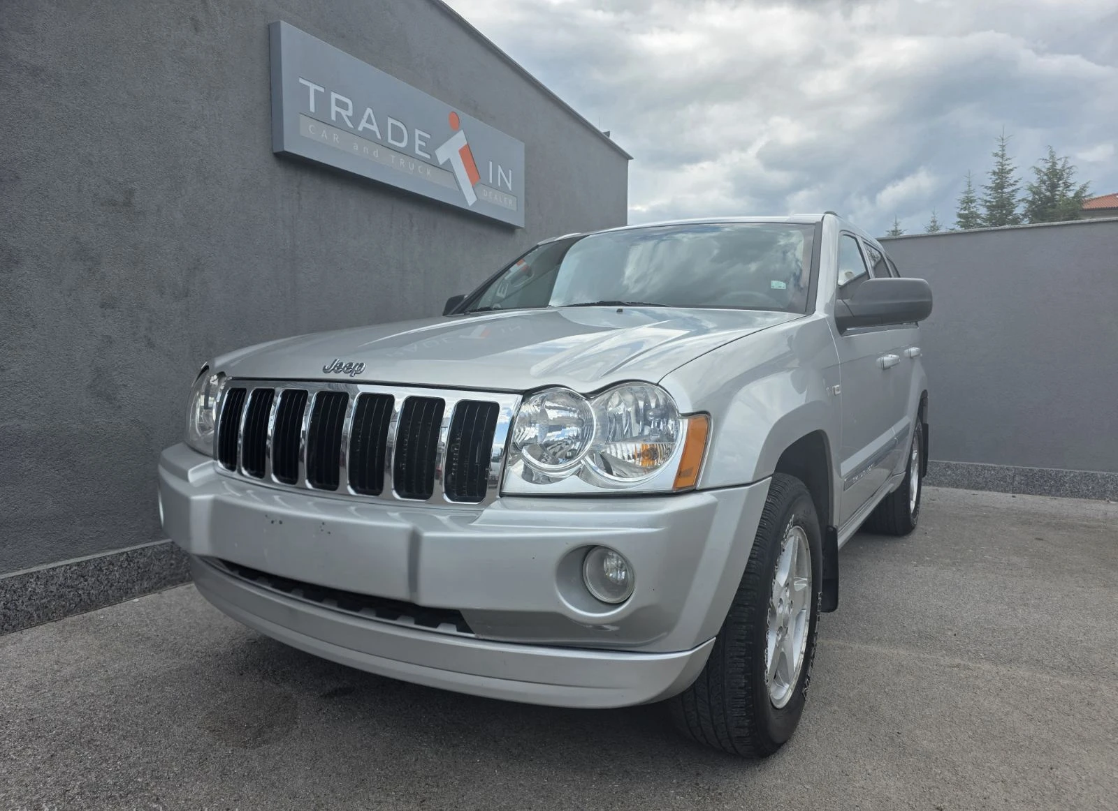 Jeep Grand cherokee 5.7L HEMI V8