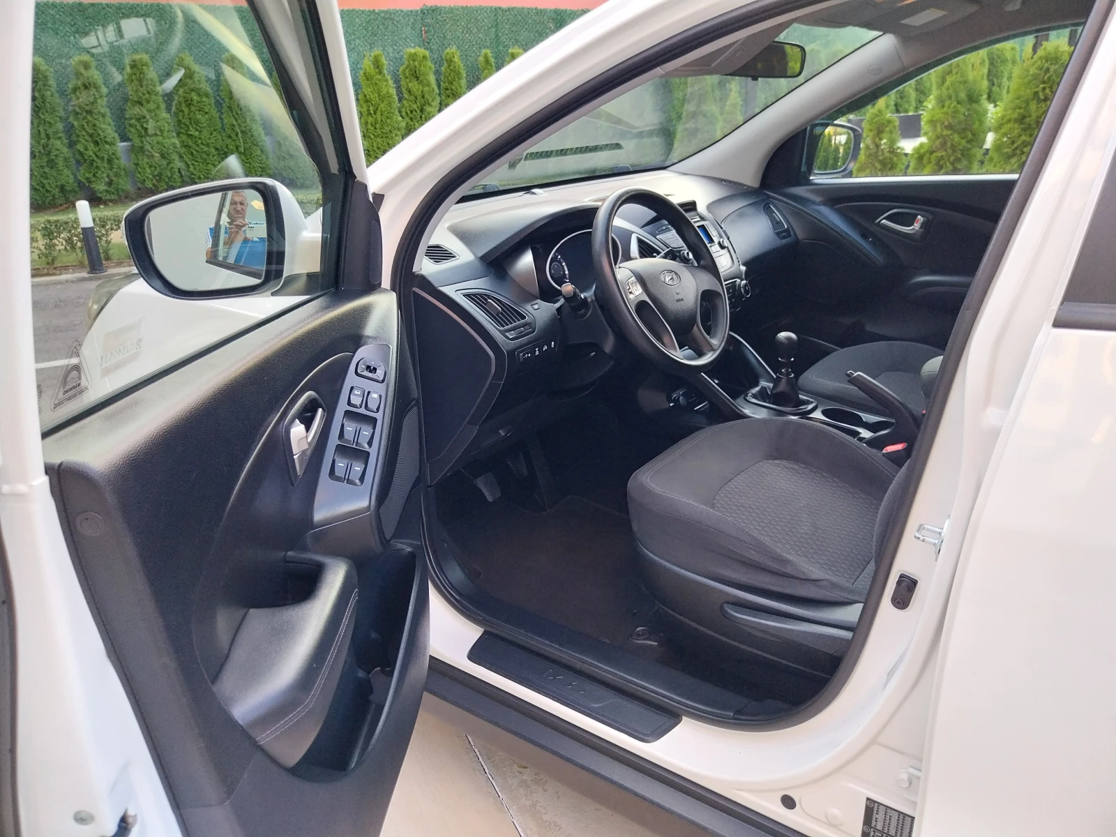 Hyundai IX35 2.0 crdi* 4x4* 136кс.* BEST., снимка 11 - Автомобили и джипове - 55754030