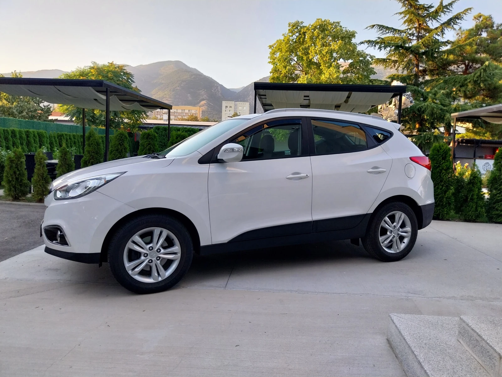 Hyundai IX35 2.0 crdi* 4x4* 136кс.* BEST., снимка 5 - Автомобили и джипове - 55754030