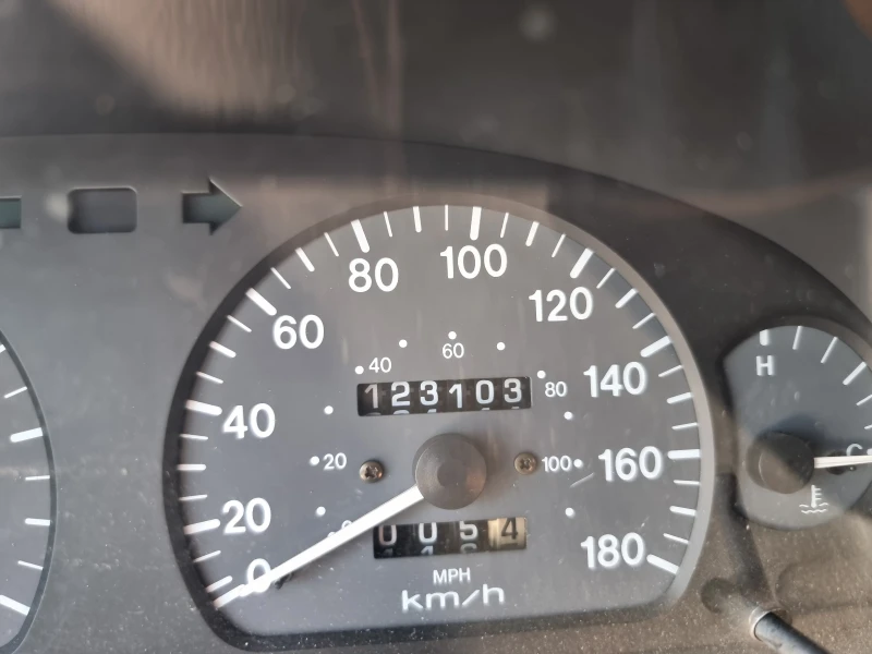 Kia Preggio 2.5TD 123100km., снимка 10 - Бусове и автобуси - 47027180