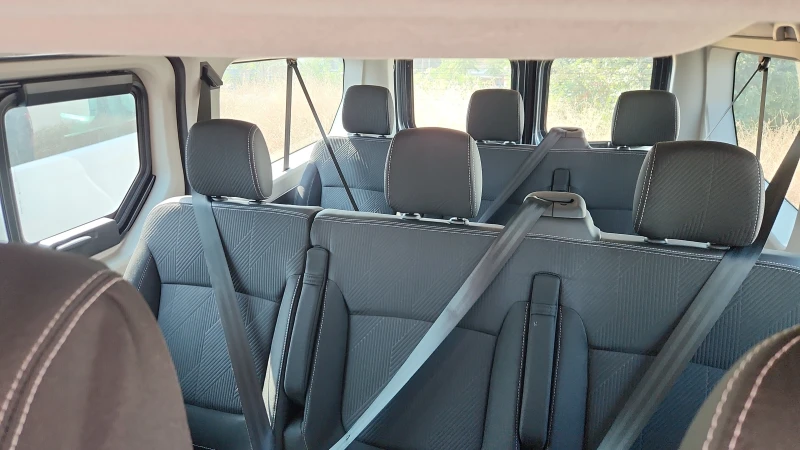 Renault Trafic НОВО 0km 9 места, снимка 7 - Бусове и автобуси - 52378731