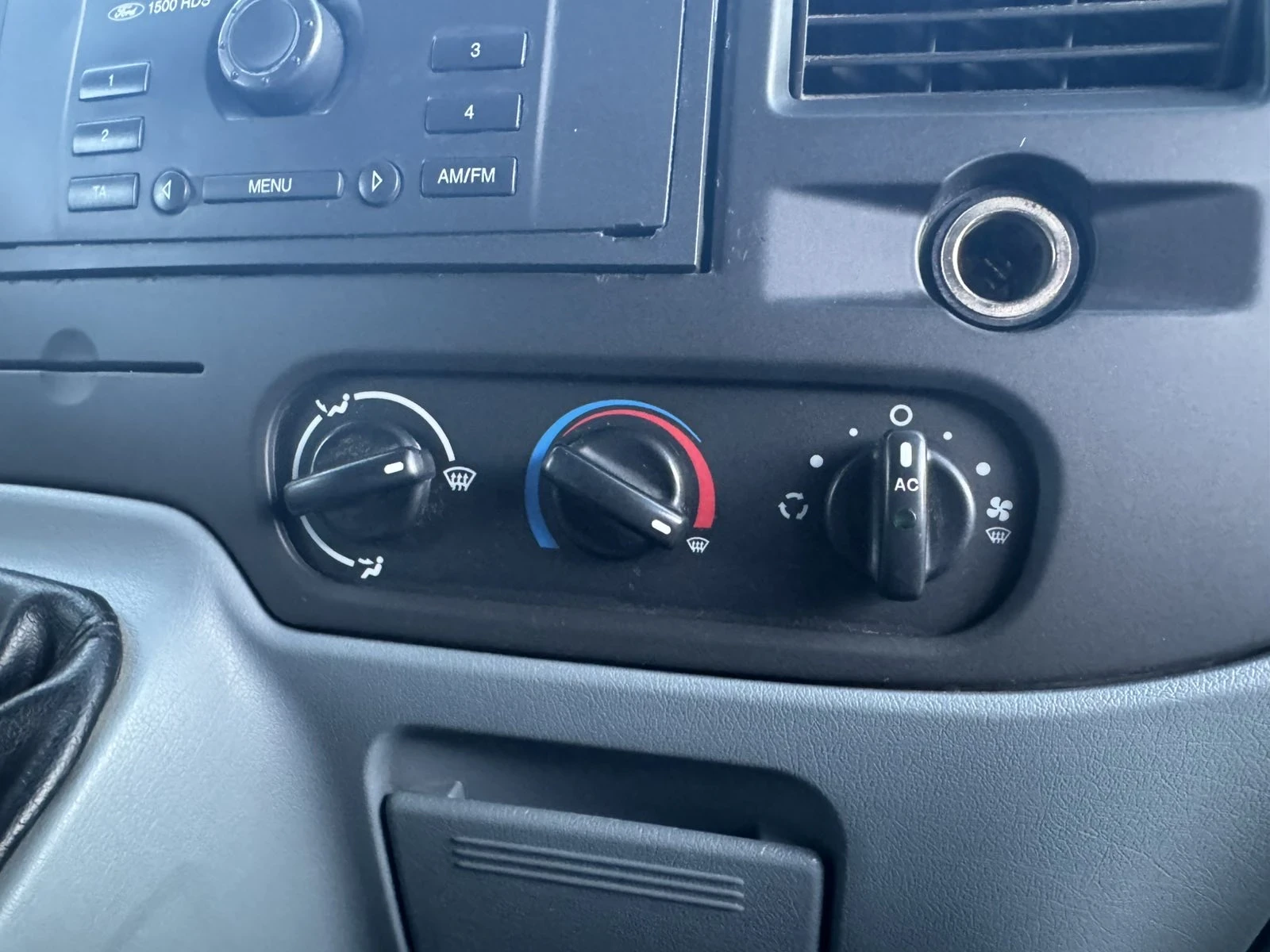 Ford Transit 22 TDCI 110 к.с - изображение 9