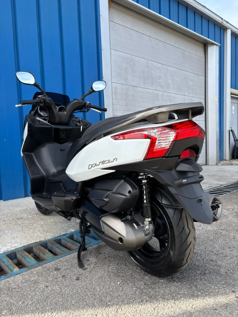 Kymco Downtown 300i, снимка 4 - Мотоциклети и мототехника - 51619910