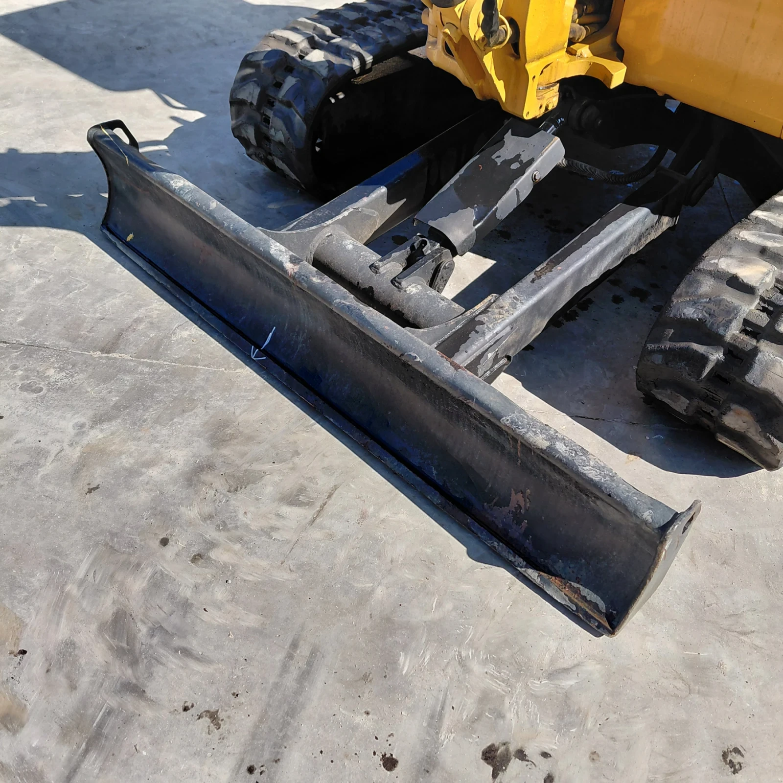 ����� Cat 303.5CCR * ������� * ����� �� ��� *  | Mobile.bg � ����������� 10