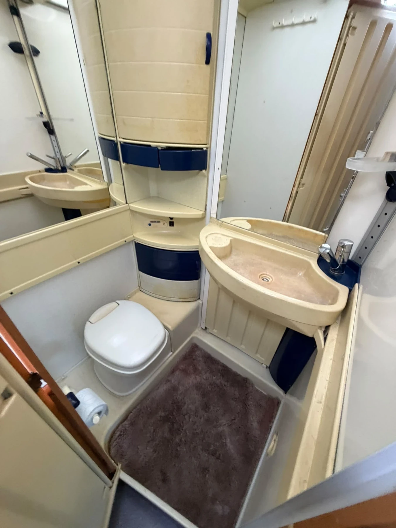 ������ HYMER / ERIBA 544 | Mobile.bg � ����������� 9
