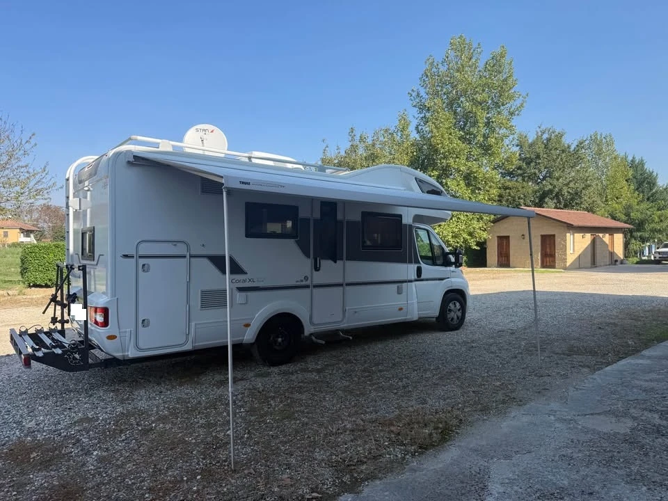 ������ Adria Coral XL , 7 ������ ����� ����� ������ | Mobile.bg � ����������� 3