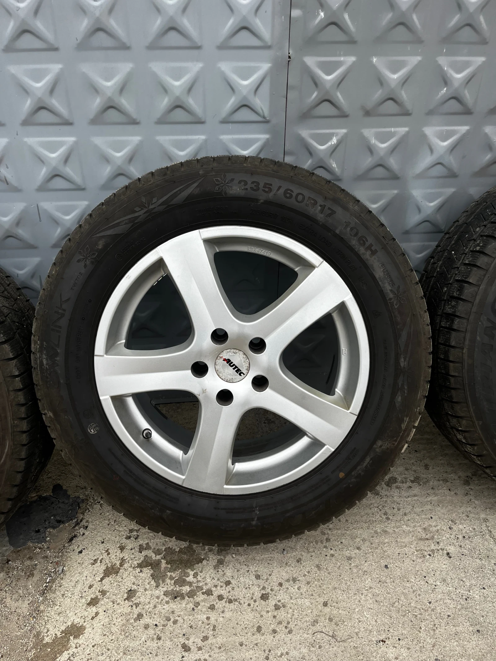 ���� � ������ 235/60R17 �� Mercedes-Benz | Mobile.bg � ����������� 3