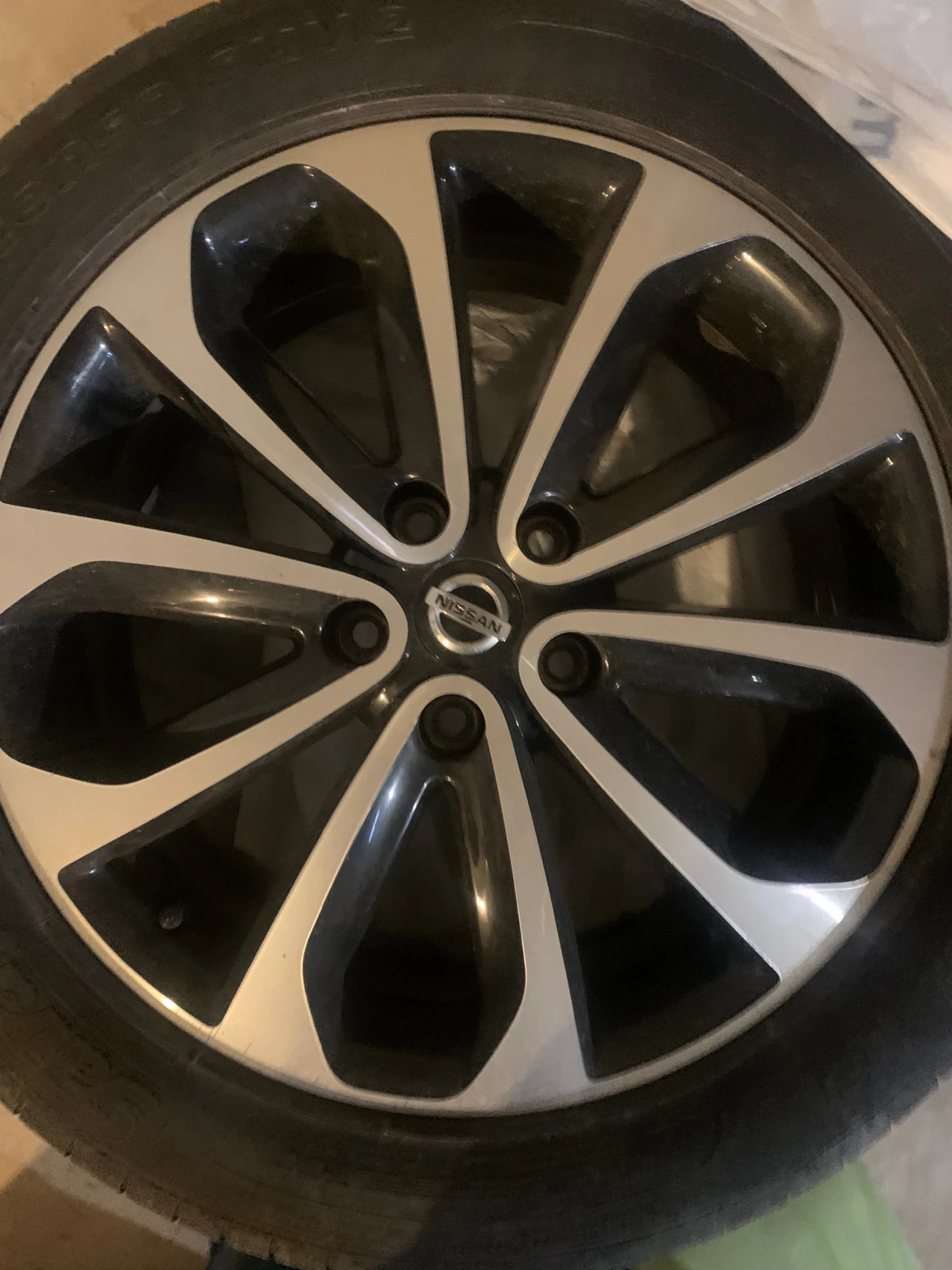 ���� � ������ 225/55R18 �� Nissan Qashqai | Mobile.bg � ����������� 3