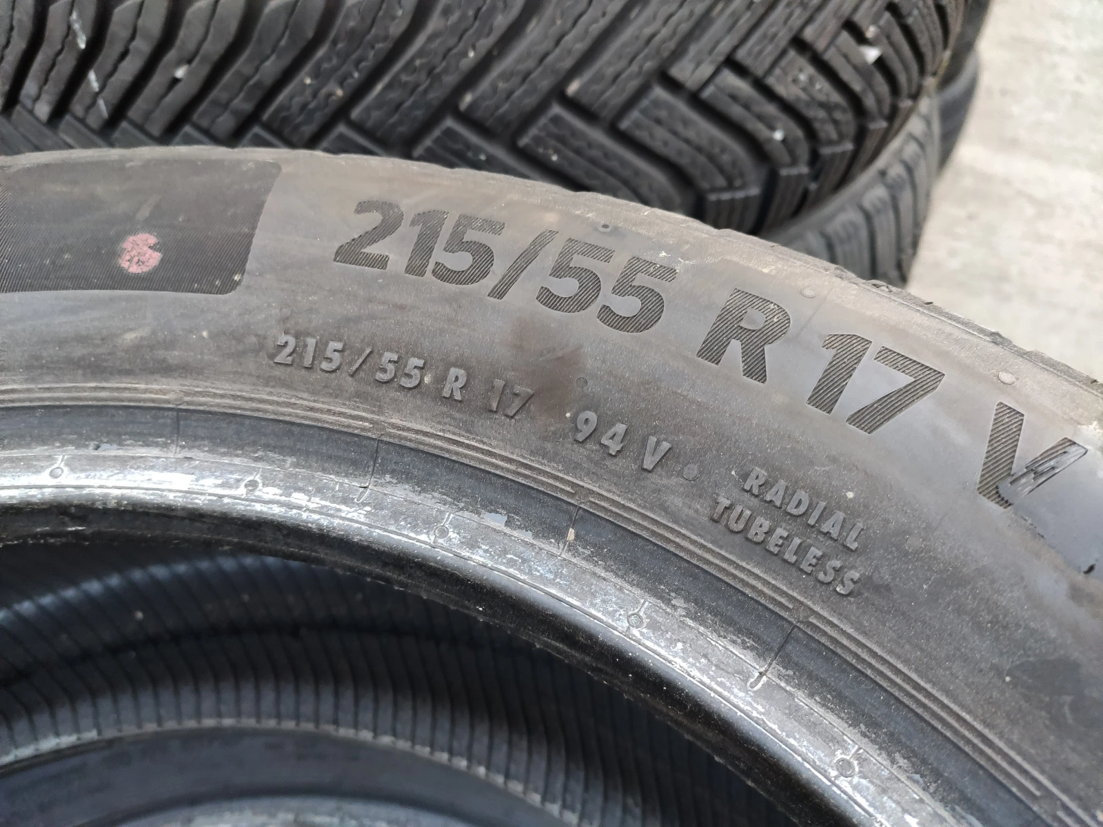 Гуми Летни 215/55R17, снимка 7 - Гуми и джанти - 54086654
