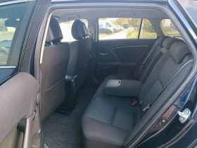 Toyota Avensis 2.0i-152кс-ШВЕЙЦАРИЯ-РЪЧКА-6ск-KEYLESS, снимка 11