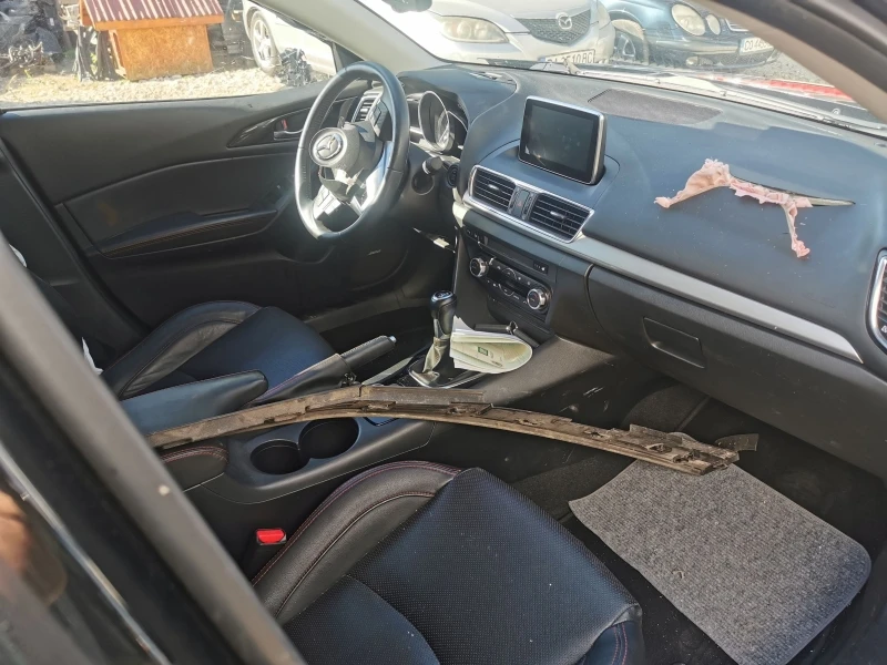 Mazda 3 2.2 SkyactivD, снимка 9 - Автомобили и джипове - 47613974