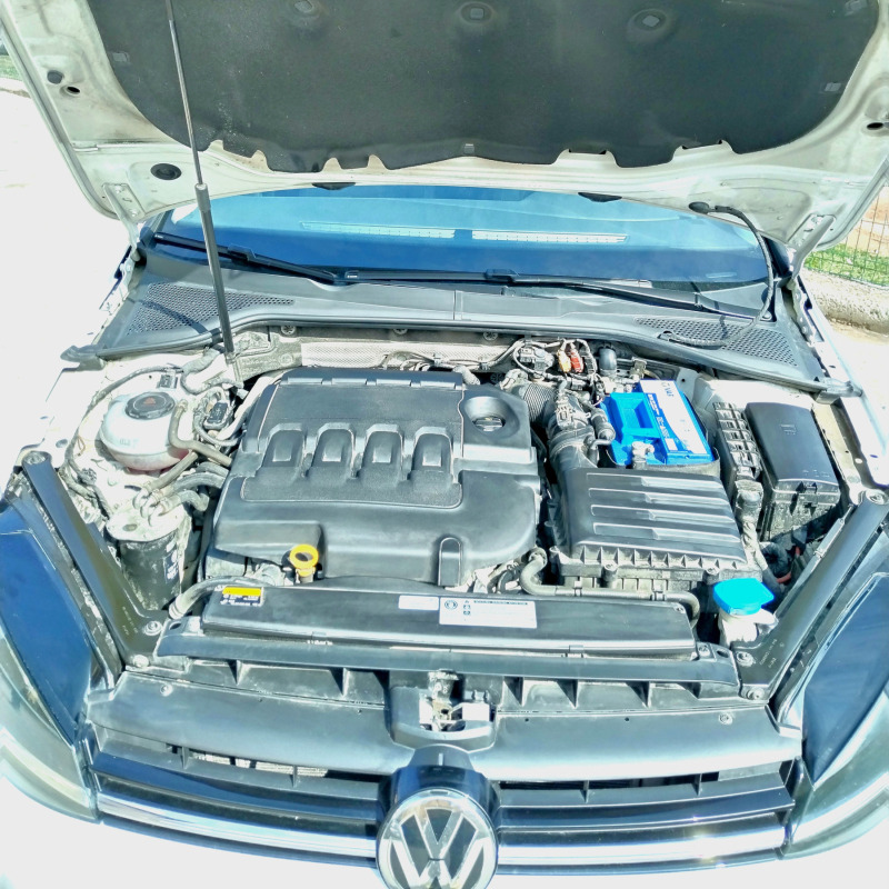 VW Golf Trendline 1.6 tdi MT Мобилна Гаранция/Нов, снимка 5 - Автомобили и джипове - 44791934