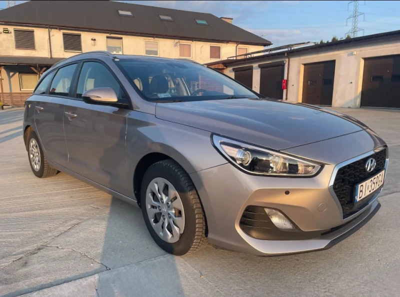 Hyundai I30 1, 4 MPI LPG , снимка 5 - Автомобили и джипове - 46942994