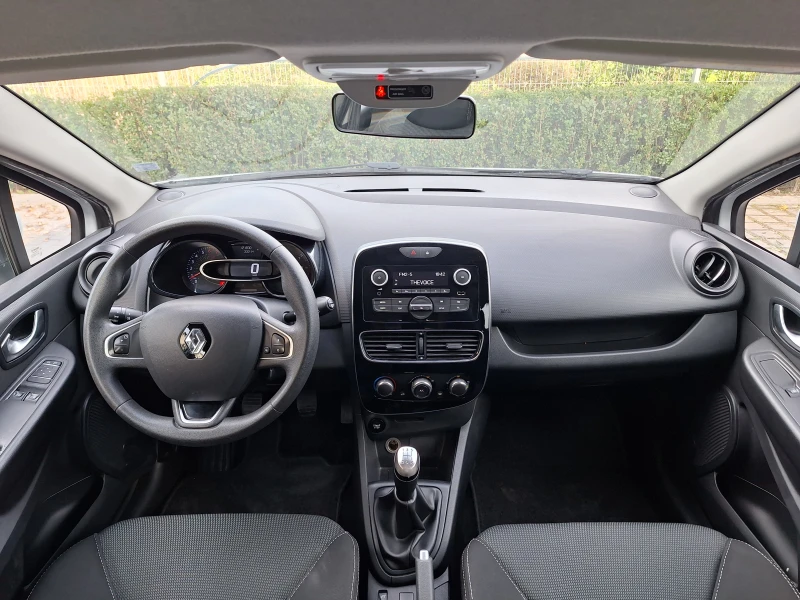 Renault Clio 1.2 16V 73к.с., снимка 8 - Автомобили и джипове - 47630203