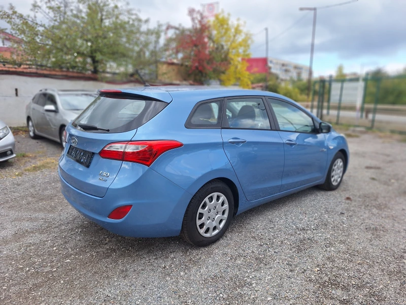 Hyundai I30 1.6 CRDI-128к.с., снимка 4 - Автомобили и джипове - 47737251
