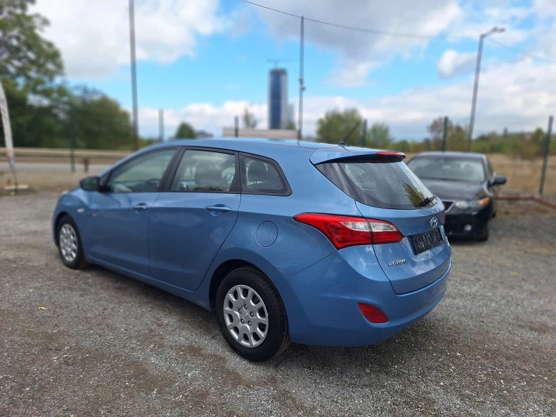 Hyundai I30 1.6 CRDI-128к.с., снимка 6 - Автомобили и джипове - 47737251