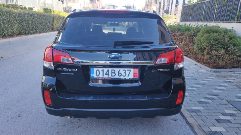 Subaru Outback 2.5i, снимка 4 - Автомобили и джипове - 48012960