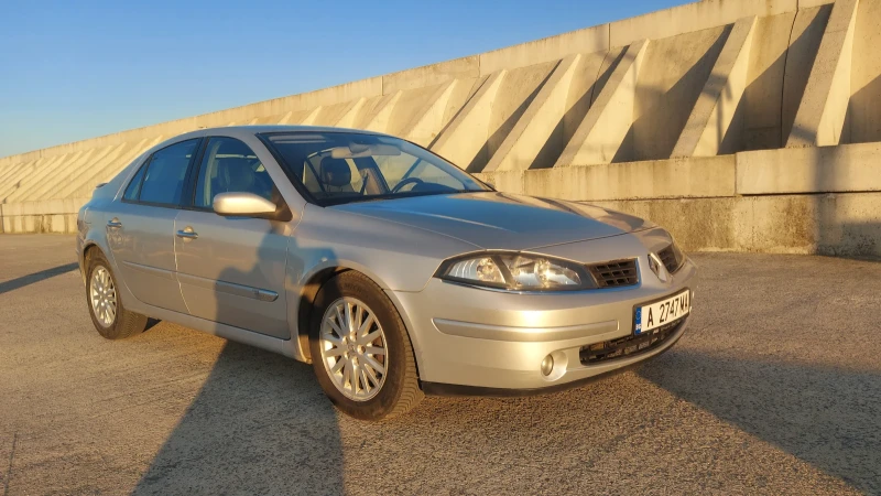 Renault Laguna 2.0dci, снимка 1 - Автомобили и джипове - 48093738