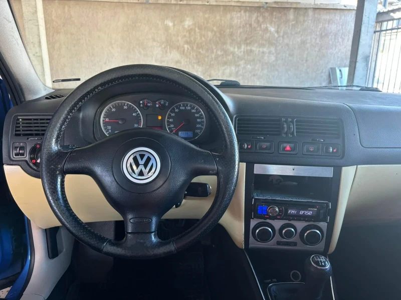 VW Golf, снимка 6 - Автомобили и джипове - 48283642