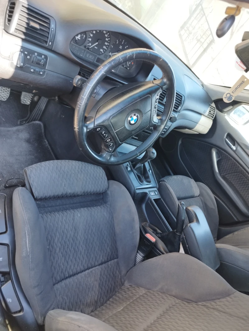 BMW 320, снимка 7 - Автомобили и джипове - 49033893