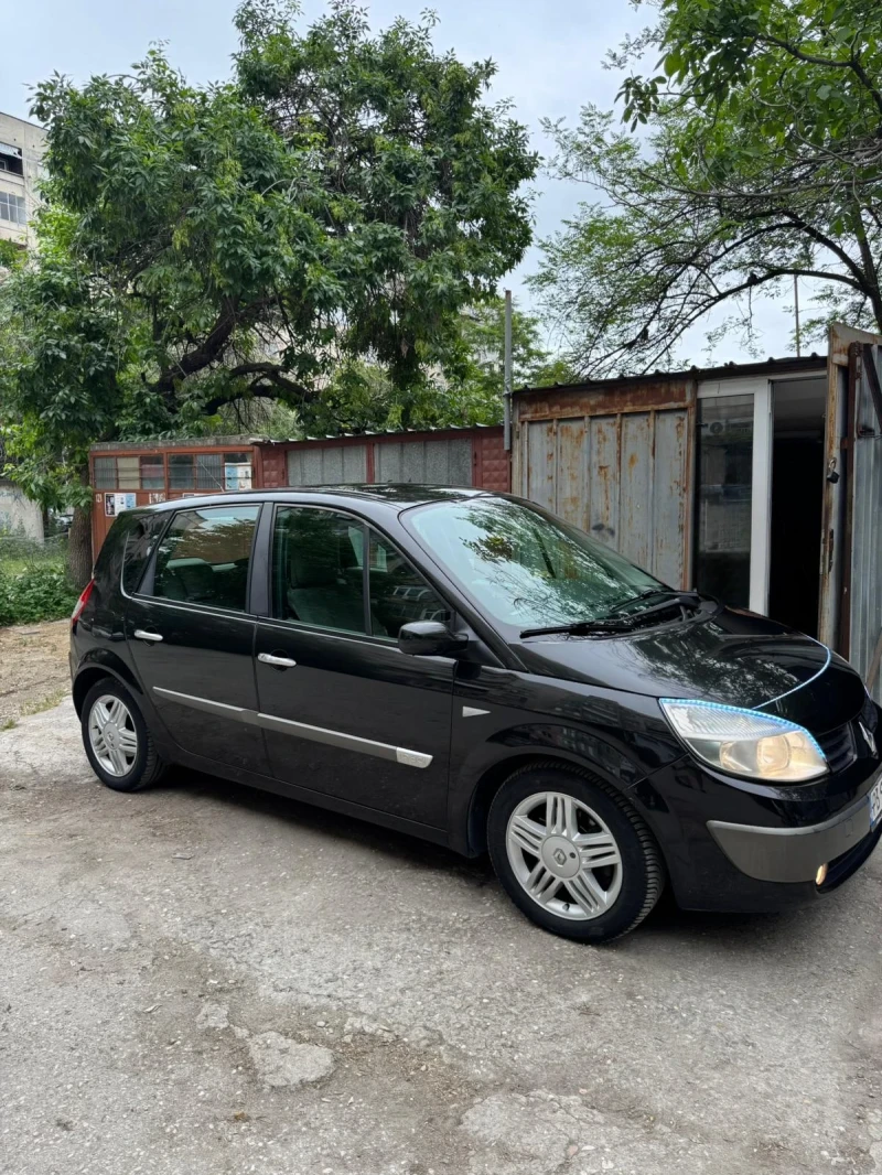 Renault Scenic, снимка 7 - Автомобили и джипове - 52215440