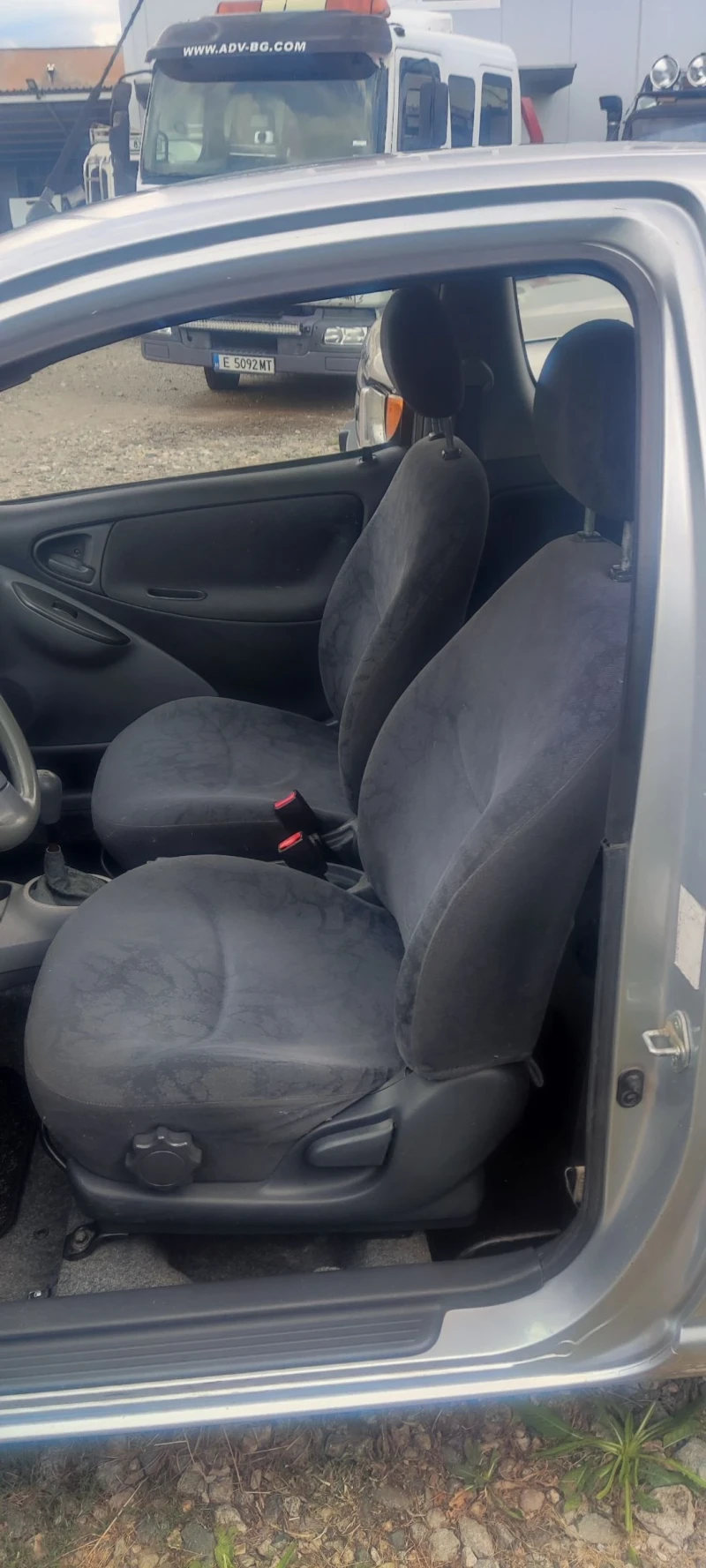 Toyota Yaris, снимка 5 - Автомобили и джипове - 51917188