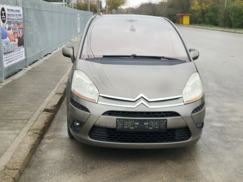 Citroen C4 Picasso 1.8i, снимка 3 - Автомобили и джипове - 52006963