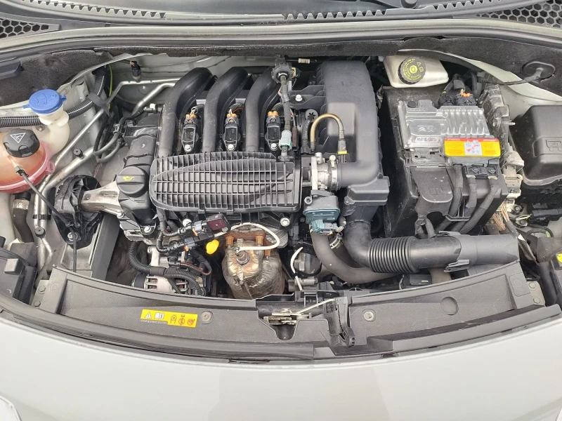 Citroen DS3 1.2I АВТОМАТ, снимка 16 - Автомобили и джипове - 52081393