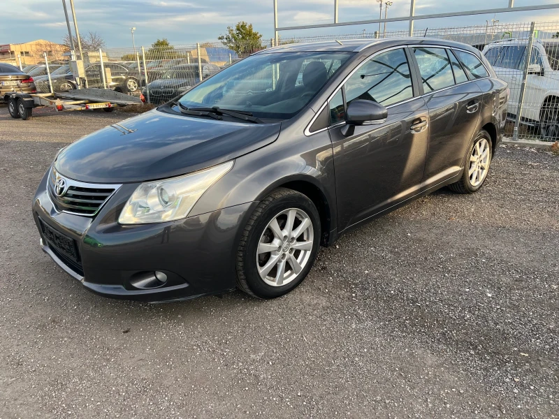 Toyota Avensis 2;2  150кс