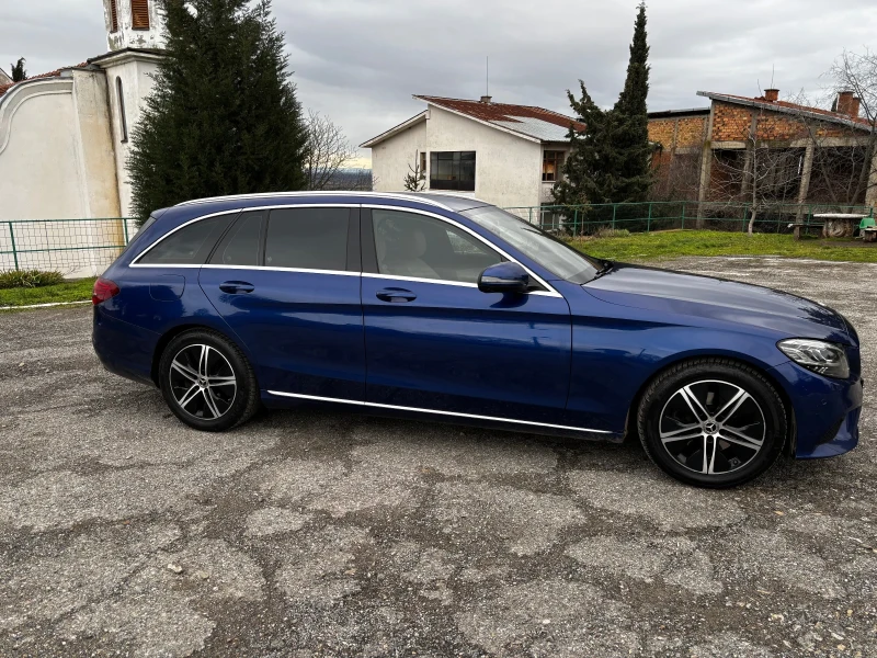 Mercedes-Benz C 200 Digital Cockpit , AMG Line, LED фарове, снимка 4 - Автомобили и джипове - 53189478