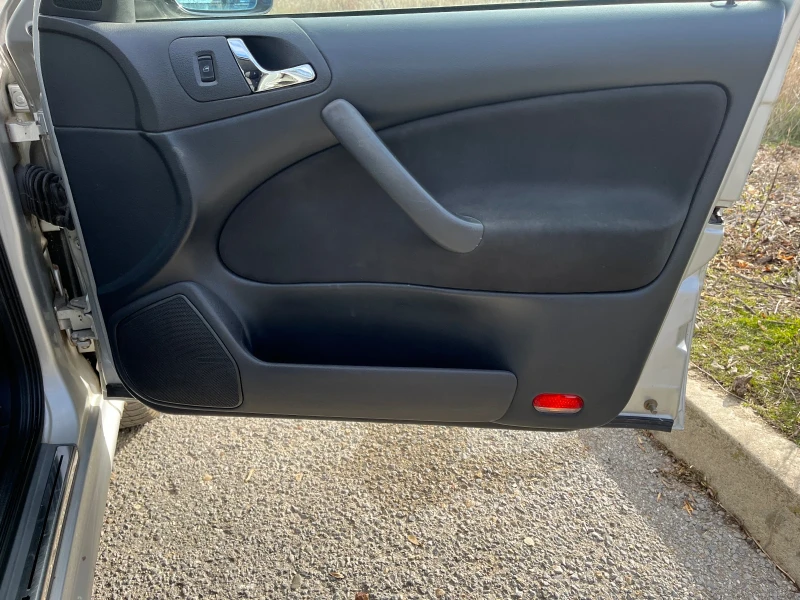 Skoda Octavia 1.9TDI 4x4 6ск, снимка 10 - Автомобили и джипове - 52965226