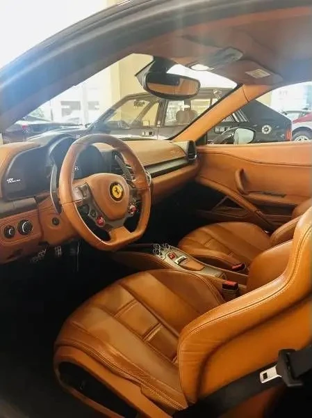 Ferrari 458 Italia, снимка 8 - Автомобили и джипове - 54125913