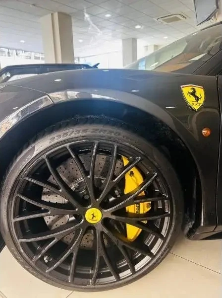 Ferrari 458 Italia, снимка 4 - Автомобили и джипове - 54125913