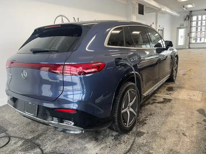 Mercedes-Benz EQS 2023 Mercedes-Benz EQS 580 Suv, снимка 4 - Автомобили и джипове - 54380185