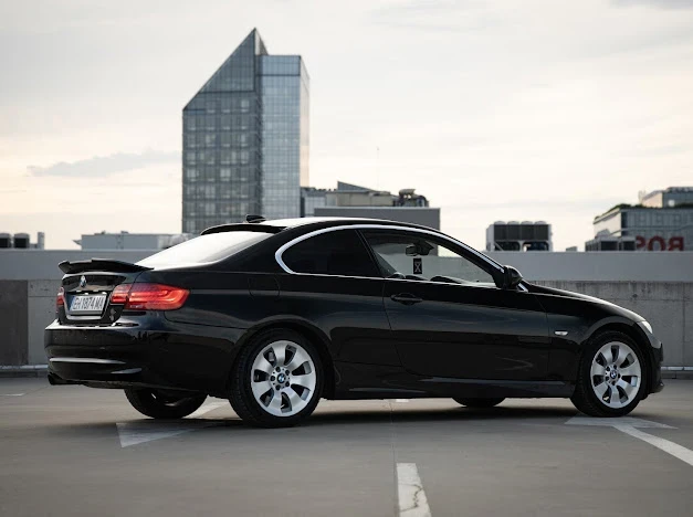 BMW 330, снимка 4 - Автомобили и джипове - 55119932
