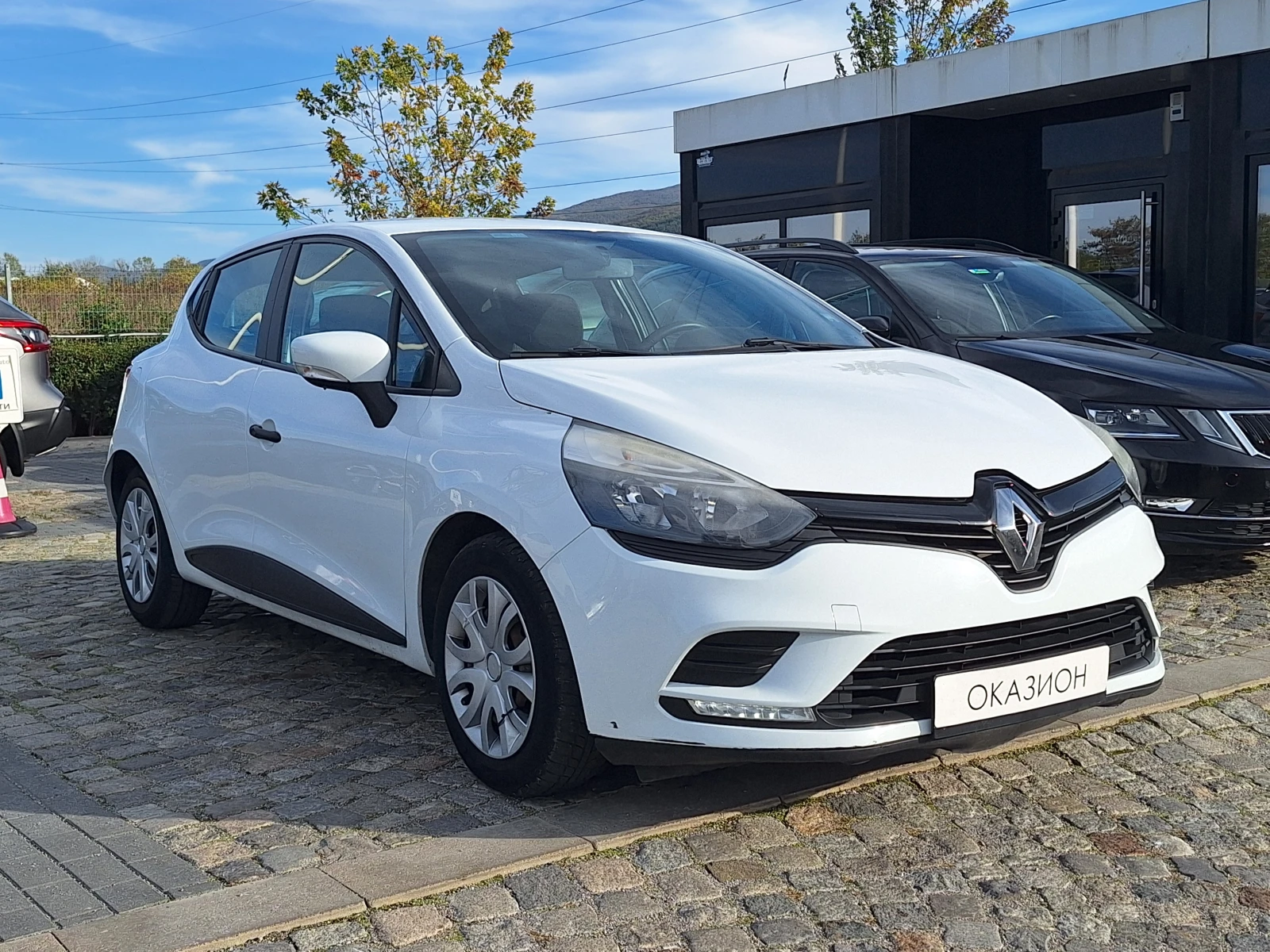 Renault Clio 1.2 16V 73к.с. - изображение 3