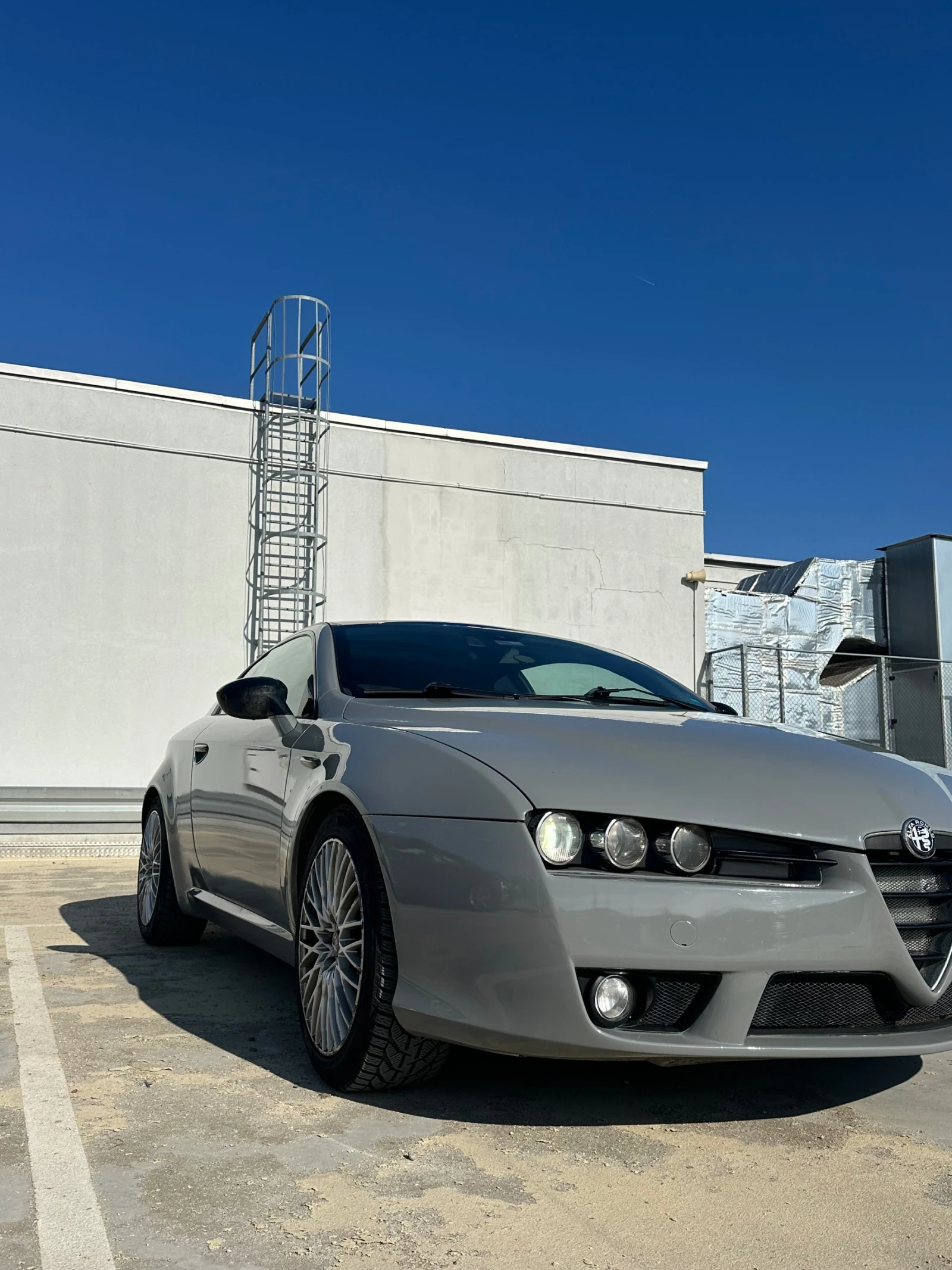 Alfa Romeo Brera 2.2 jts - изображение 3