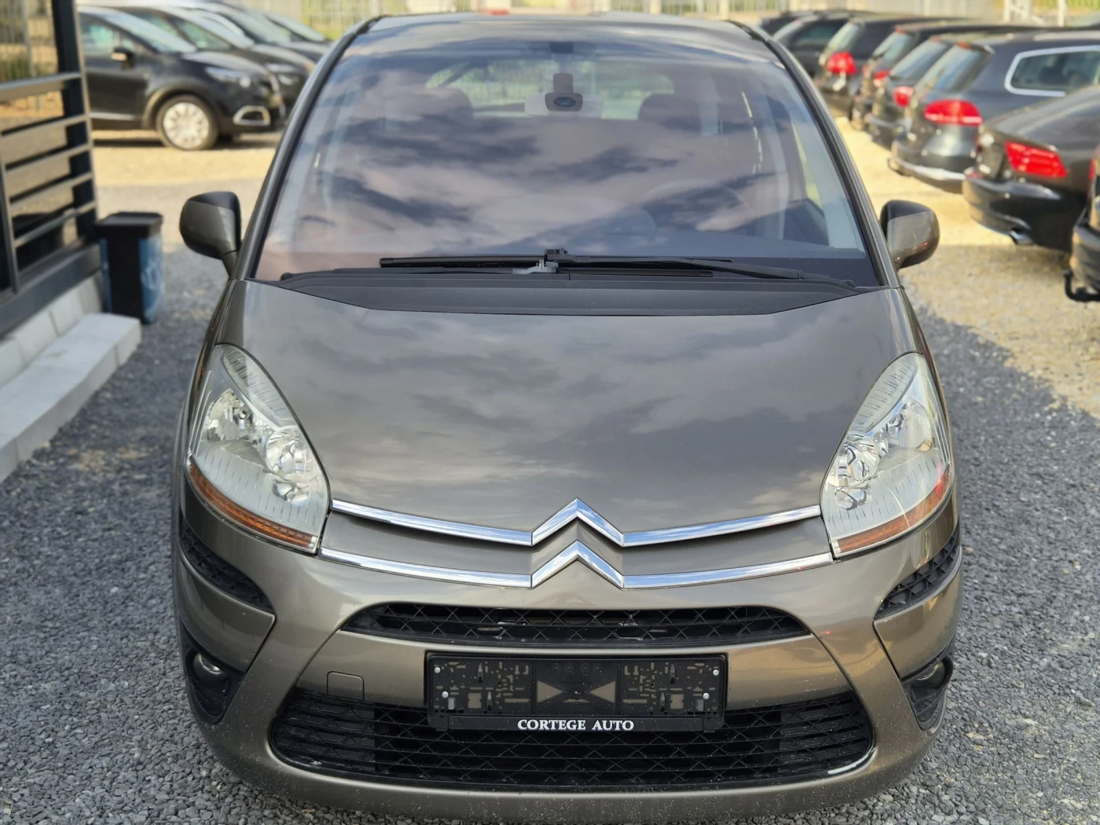 Citroen C4 Picasso 1.8i | Mobile.bg � ����������� 3