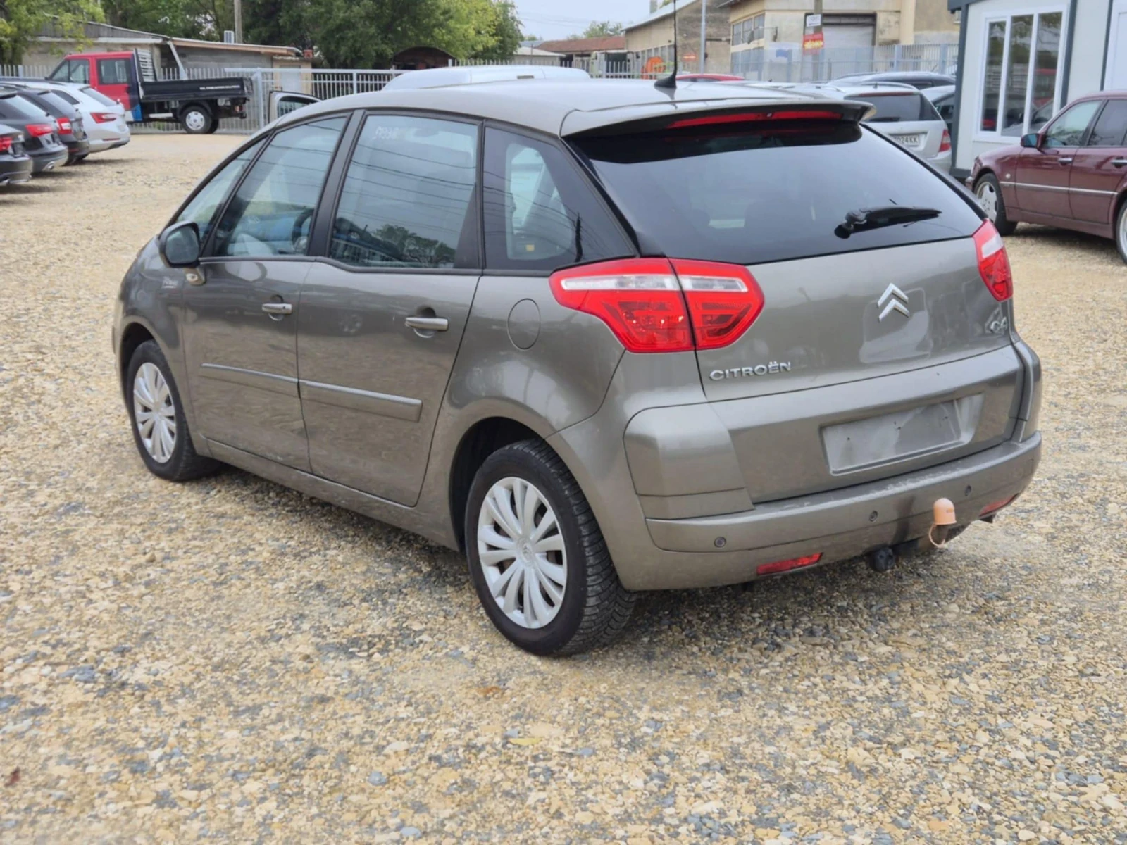 Citroen C4 Picasso 1.8i - изображение 4