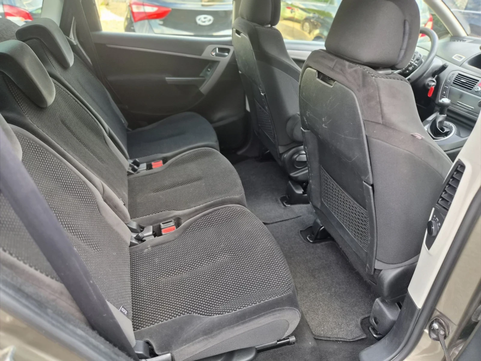 Citroen C4 Picasso 1.8i | Mobile.bg � ����������� 10